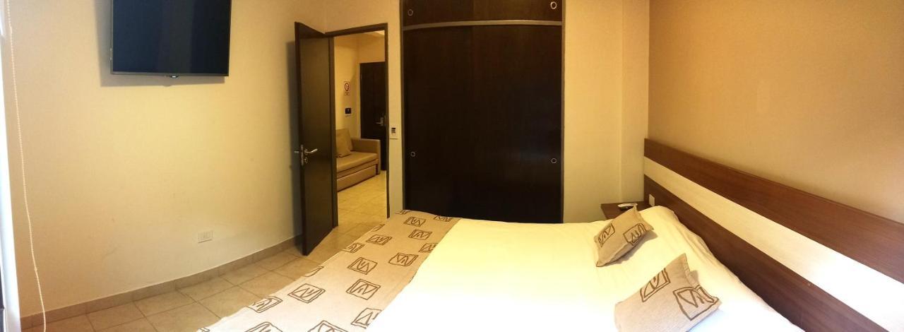 Urquiza Suites Salta Esterno foto